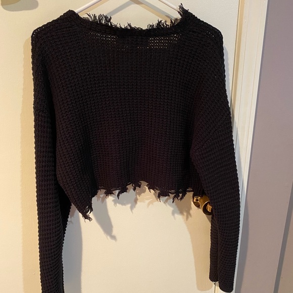 Cute crop sweater - Picture 4 of 4